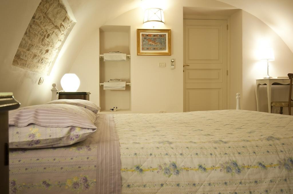 Bed And Breakfast Palazzo Santorelli Bitonto Bilik gambar