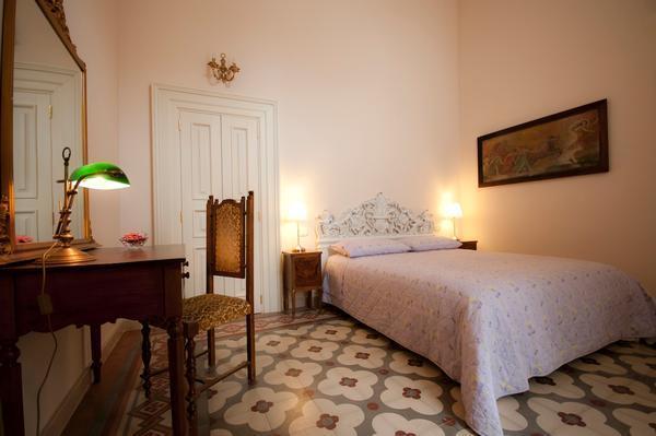 Bed And Breakfast Palazzo Santorelli Bitonto Bilik gambar